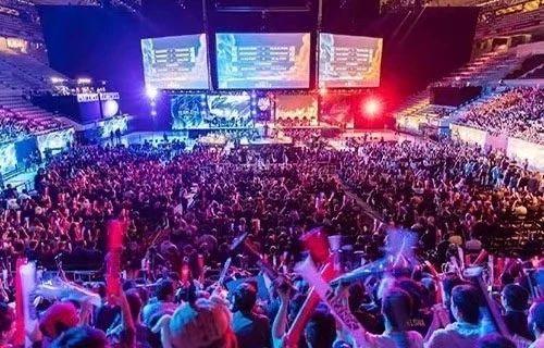 拉开空间 拉开空间