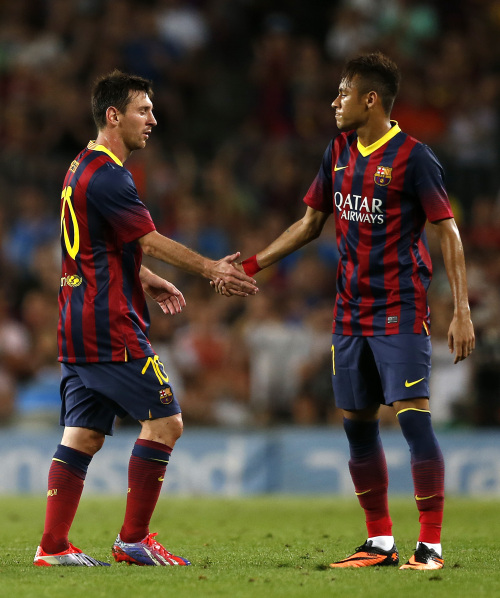 正是穆里尼 正是穆里尼